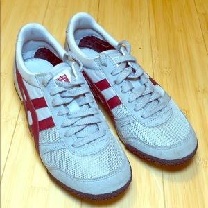 Onitsuka Tiger by ASICS Ultimate 81